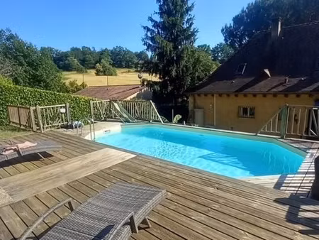 magnifique maison 6 chambres  très grandes terrasses  piscine