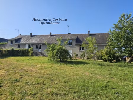 ensemble immobilier de rapport – 3 logements et 2 hangars sur plus de 5 000 m²la pellerine