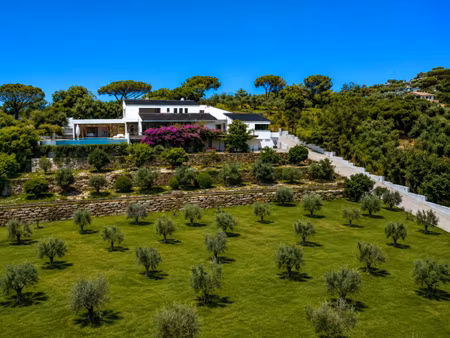 maison contemporaine d'architecte - calme  confort et design - parcelle detachable de 1500