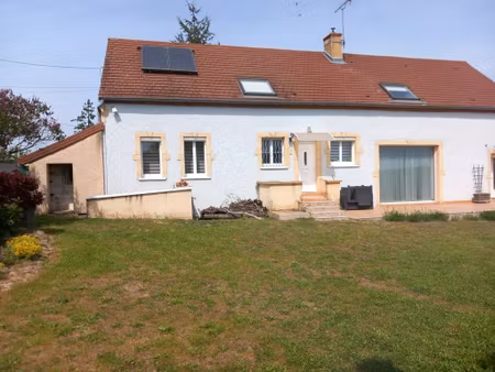 maison de campagne entre digoin et bourbon lancy