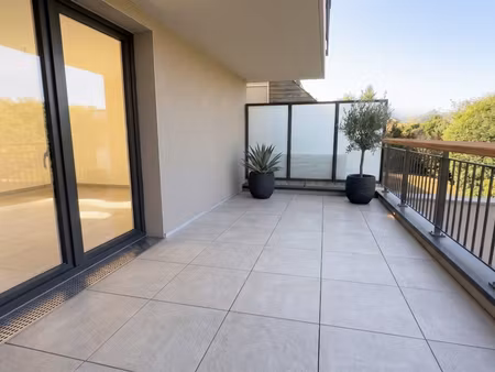 port de perros  résidence livrée  t3 traversant grande terrass
