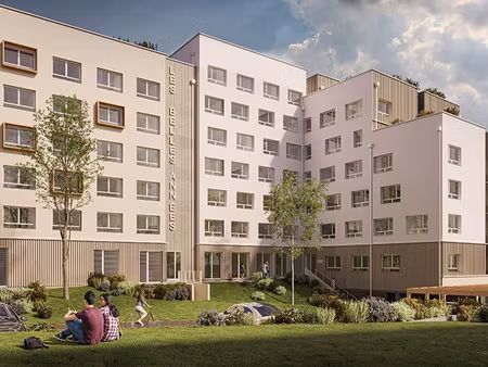 campus latitude