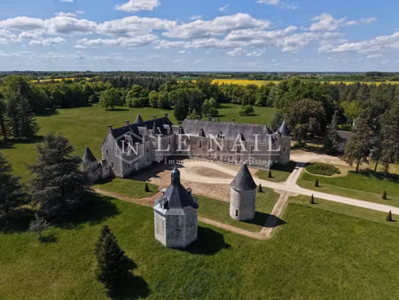splendide château des xve et xviiie siècles en anjou touraine
