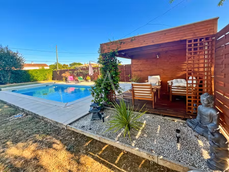 maison de plain pied avec piscine centre prayssac