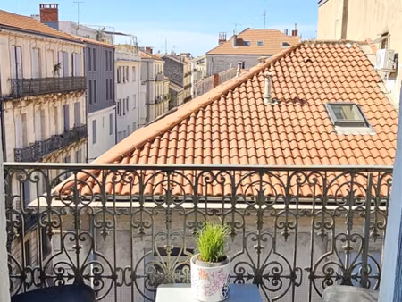 montpellier t3 duplex inspirant en hypercentre charme  lumière et sérénité