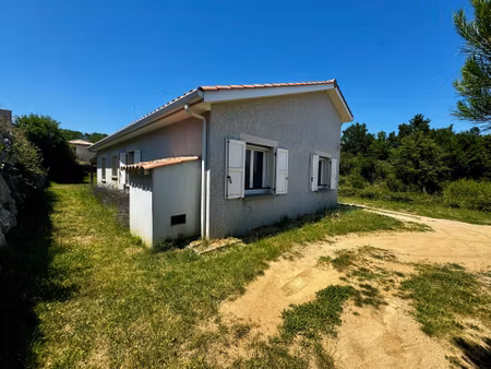 villa 93m2 avec 2 592m2 de terrain