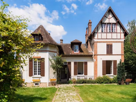 à vendre propriété d'exception bois-le-roi