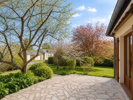 maison spacieuse avec jardin à le poislay