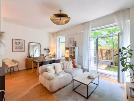 appartement 3 pièces de 65 82 m² avec jardin – asnières-sur-sein