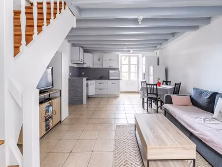 maison de 3 pièces de 55 m² au lion-d'angers