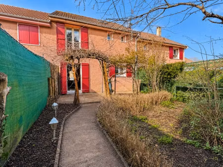 charmante maison 5 pièces à trappes