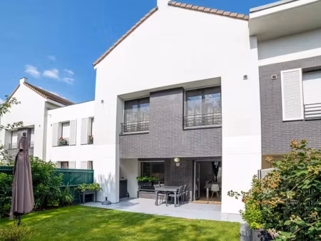 maison de 5 pièces de 95 m² à saint-gratien