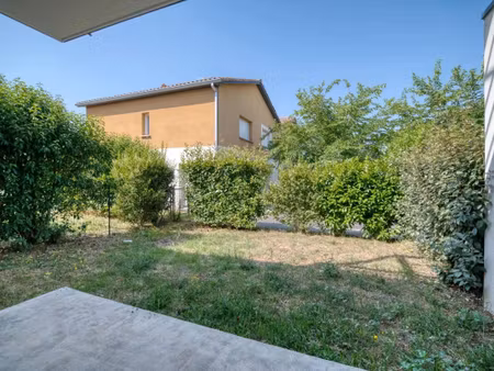 rez de jardin appartement t2 de 42 m² à aucamville