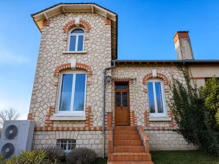 maison familiale lumineuse à bellegarde
