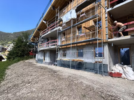 t3 neuf avec vue dégagée sur les sommets au coeur de cha