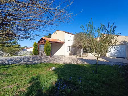 maison familiale proche commerces châteaubernard 5 pièces 110 m2