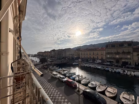 appartement sur quai de type 5