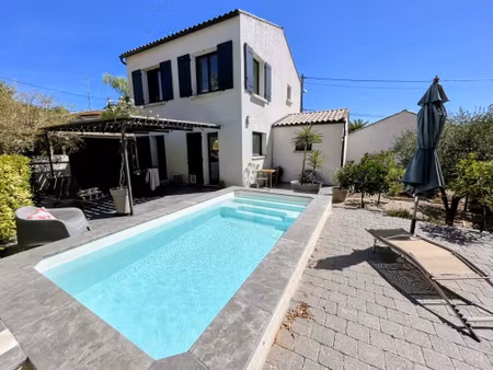 maison avec piscine et dépendance indépendante  corniche sète