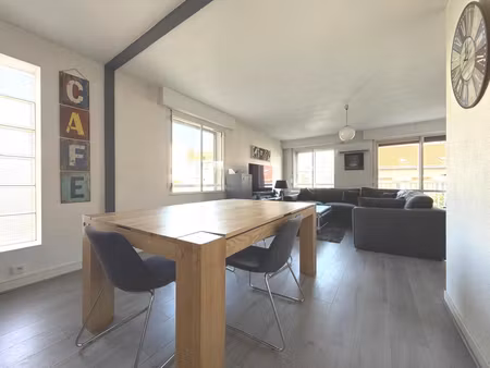 a vendre  charmant t3 avec balcon  à clermont-fd
