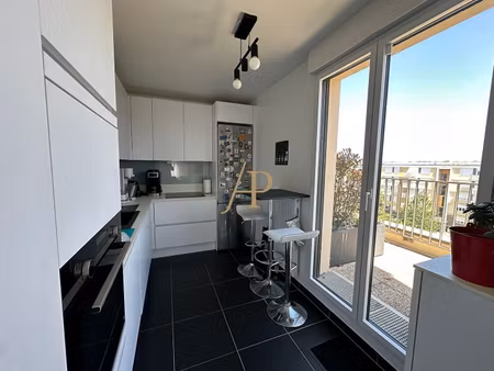 appartement saint germain en laye 4 pièce(s) 82.11 m2