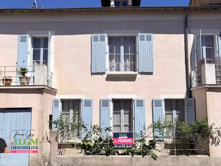 maison de maître à vendre