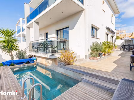 maison/villa t5 de 131 m2 à narbonne 11100