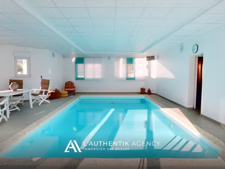 villa d'exception avec piscine intérieure chauffée kochers