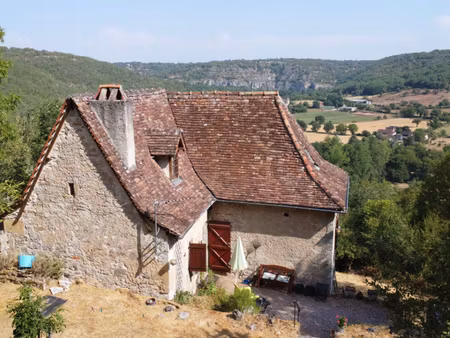 maison en pierre avec vue panoramique !
