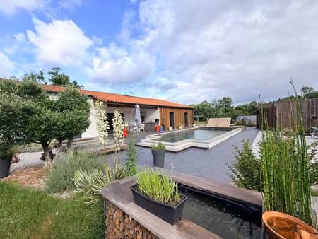 maison contemporaine (dpe a) avec piscine et spa à escource à 15 minutes de l'ocean et 10.
