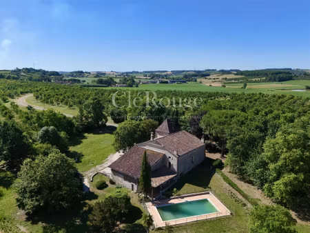 proche de duras - superbe propriété de caractère avec piscine et vue dégagée
