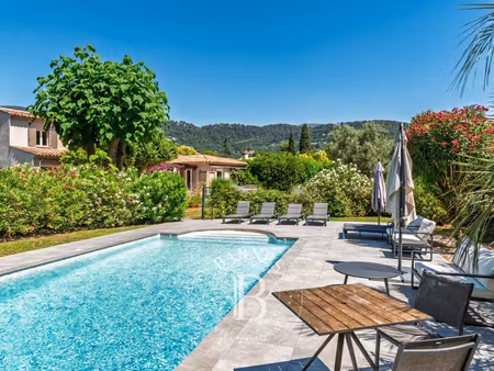 peymeinade - proche grasse - villa entièrement rénovée - 7 chambres