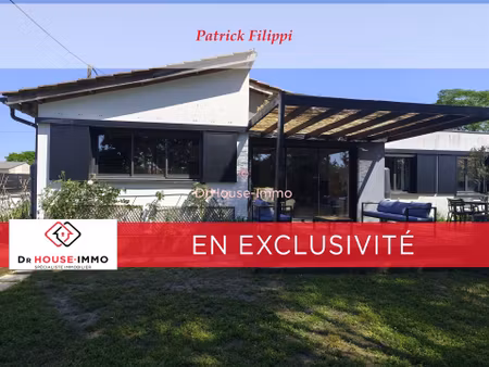 entre confort moderne  espaces extérieurs agréables et ambiance chaleureuse  cette maison.