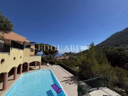 en exclusivité superbe trois pièces avec deux grandes terrasses et parking  limitrophe la.