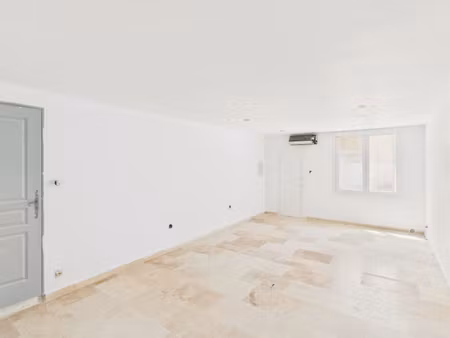 appartement chateaurenard 63 m2 plain-pied avec garage bureau possible