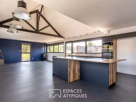 l'ancienne forge réinventée en loft