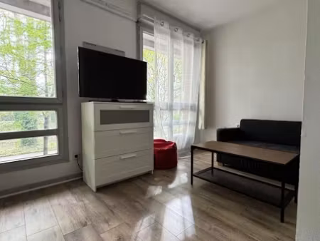 location meublée appartement 1 pièce 28 m² à toulouse (31000)  720 €