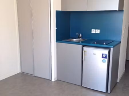location appartement 1 pièce 20.8 m² à caluire-et-cuire (69300)  337 €
