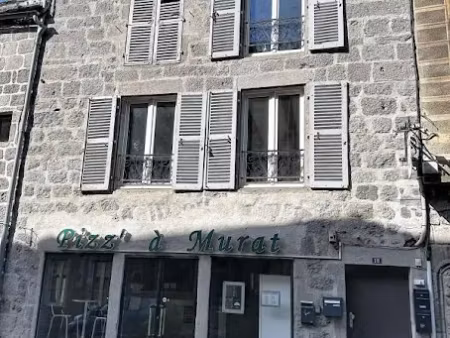 vente immeuble 6 pièces 220 m² à murat (15300)  143 000 €