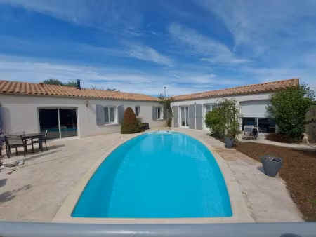 vente maison 6 pièces 162 m² à perigny (17180)  585 200 €