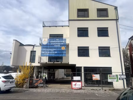 location locaux professionnels 2 pièces 53 m² à brunstatt-didenheim (68350)  1 110 €