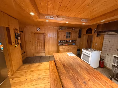vente maison 5 pièces 100 m² à magland (74300)  220 000 €