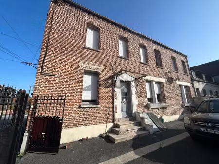 location maison 5 pièces 118 m² à troisvilles (59980)  650 €