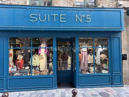 vente locaux professionnels à fougeres (35300)  127 500 €