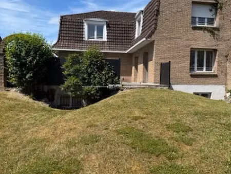 location maison 6 pièces 211.2 m² à téteghem-coudekerque-village (59229)  1 800 €