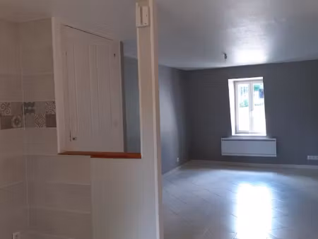 location appartement 3 pièces 60 m² à correze (19800)  475 €