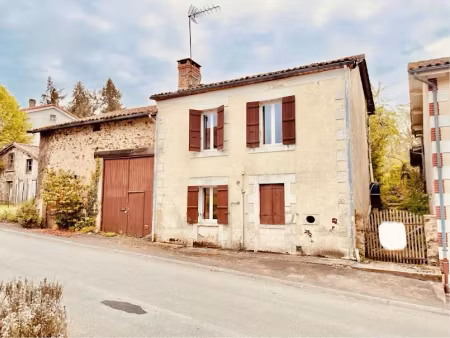 vente maison 6 pièces 94.5 m² à chirac (16150)  82 500 €