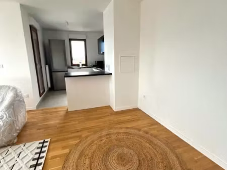 location appartement 3 pièces 67.25 m² à asnieres-sur-seine (92600)  1 680 €