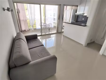 location appartement 1 pièce 22 m² à cannes (06400)  1 050 €