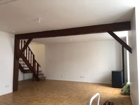 location maison 4 pièces 101.02 m² à tonnay-charente (17430)  950 €