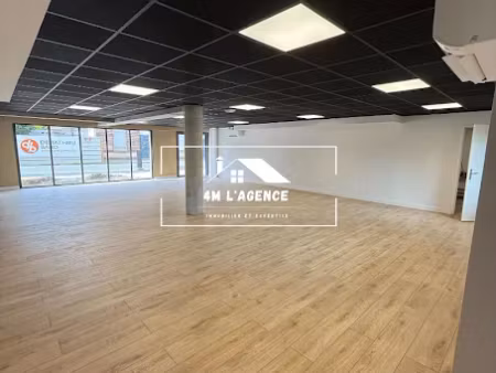 location locaux professionnels 1 pièce 15 m² à cappelle-en-pévèle (59242)  425 €